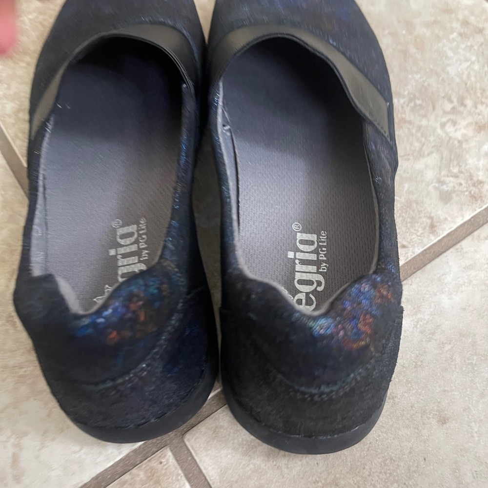 Alegria Black Iridescent Galaxy Leather Slip On Loafers Womens 38 US 8-8.5 euc - Picture 6 of 9